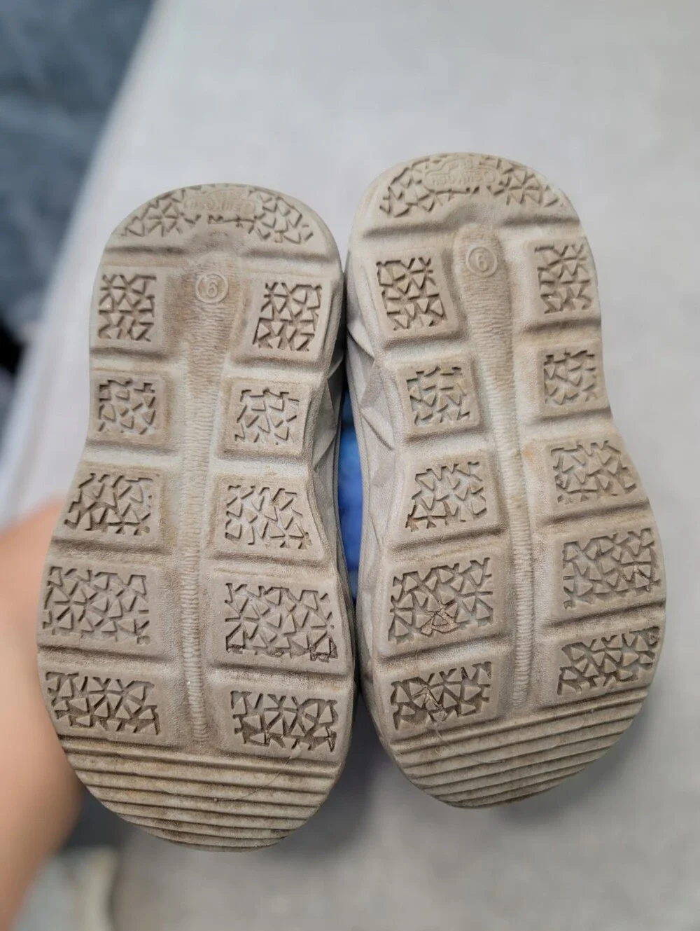 Oshkosh Toddler Boys Closed Toe Abe Washable Play Sandals Size 9